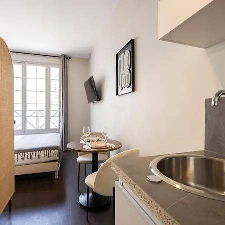 Air-conditioned And Cozy Haven